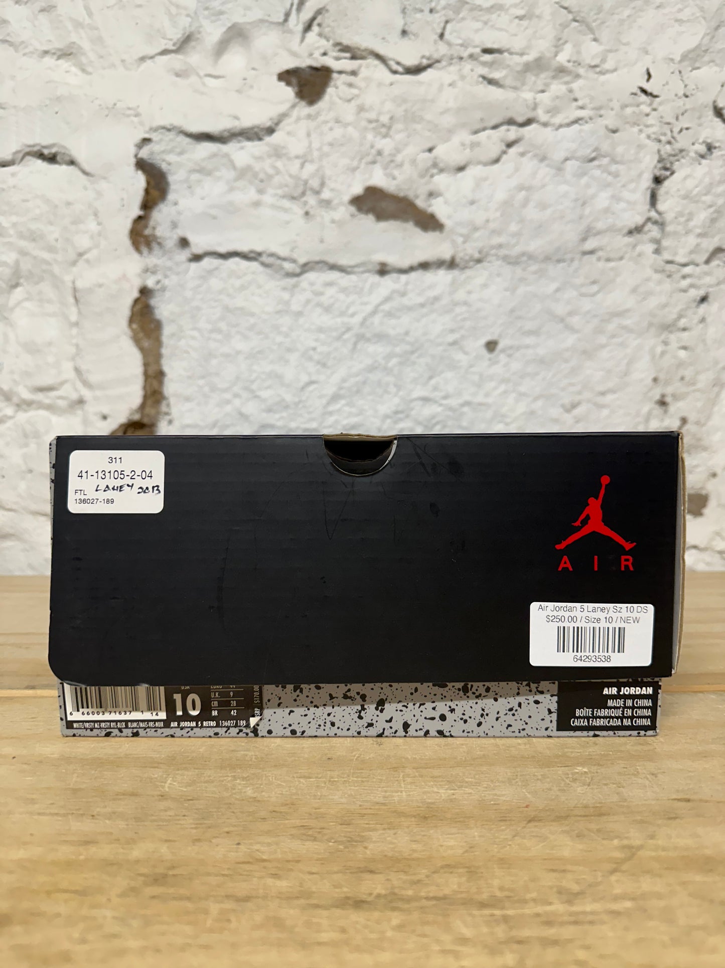 Air Jordan 5 Laney Sz 10 DS