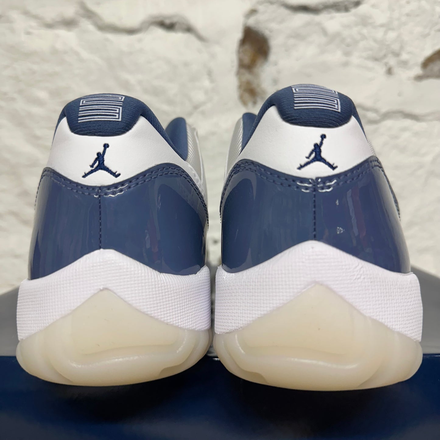 Air Jordan 11 Low Diffused Blue Sz 10 DS