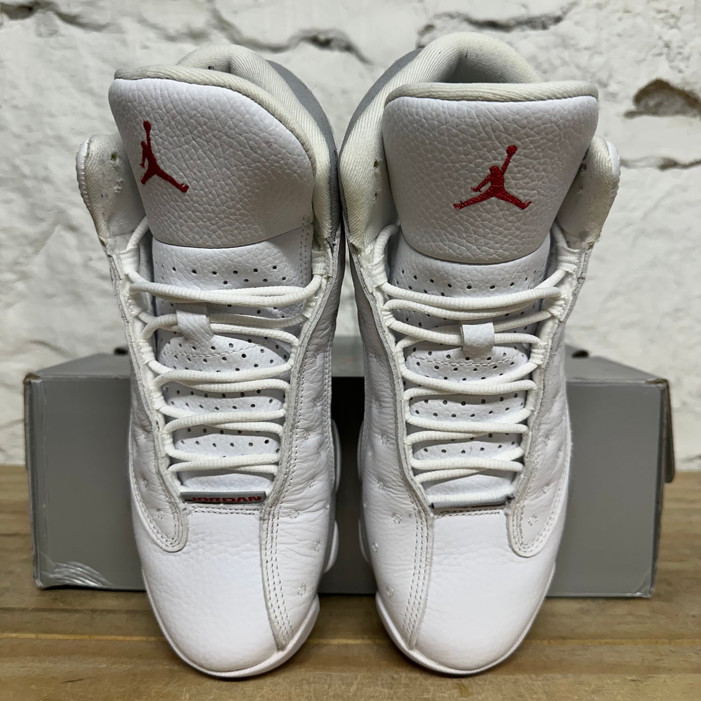 Air Jordan 13 Wolf Grey Sz 7