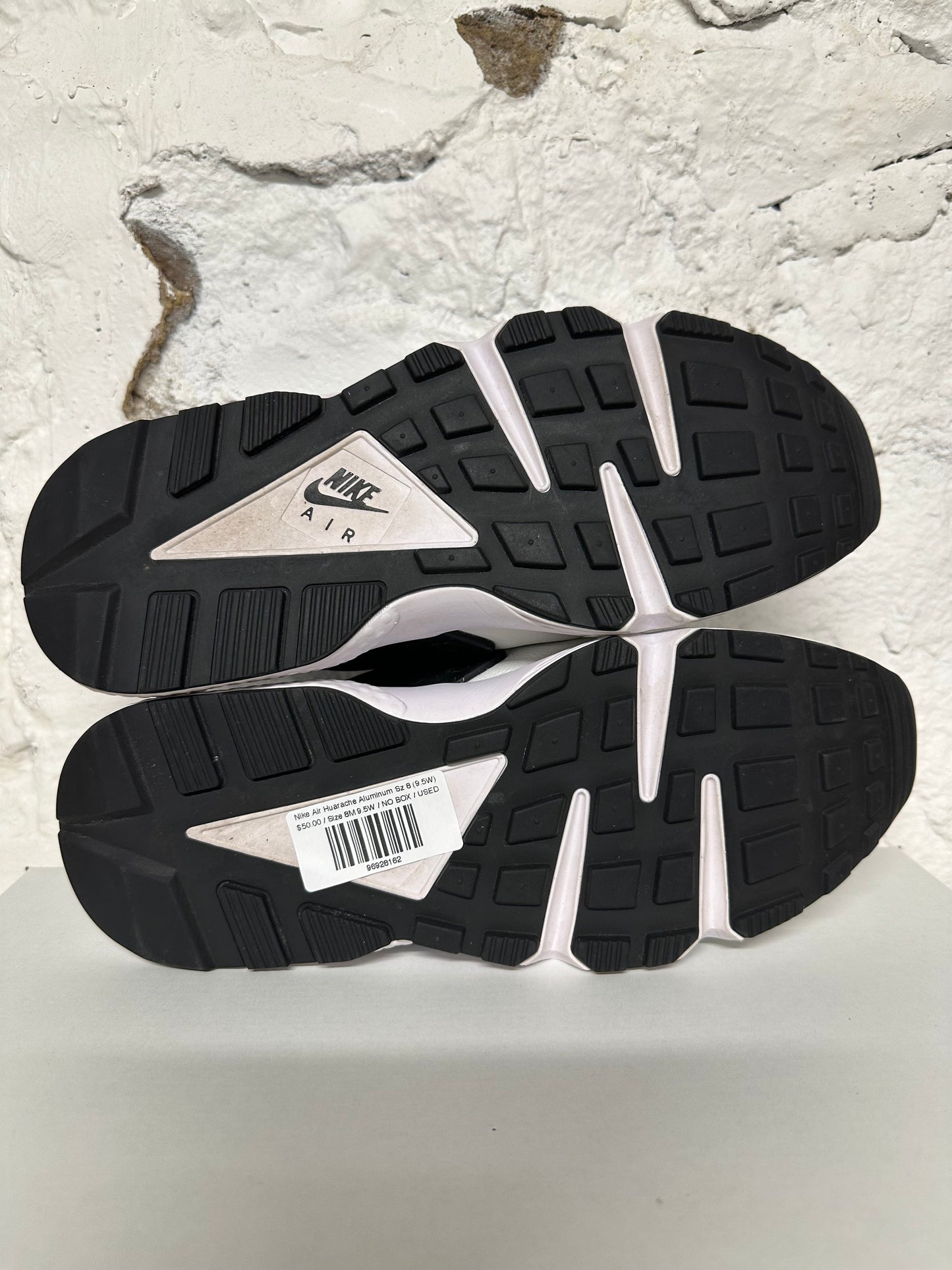 Nike Air Huarache Aluminum Sz 8 (9.5W)