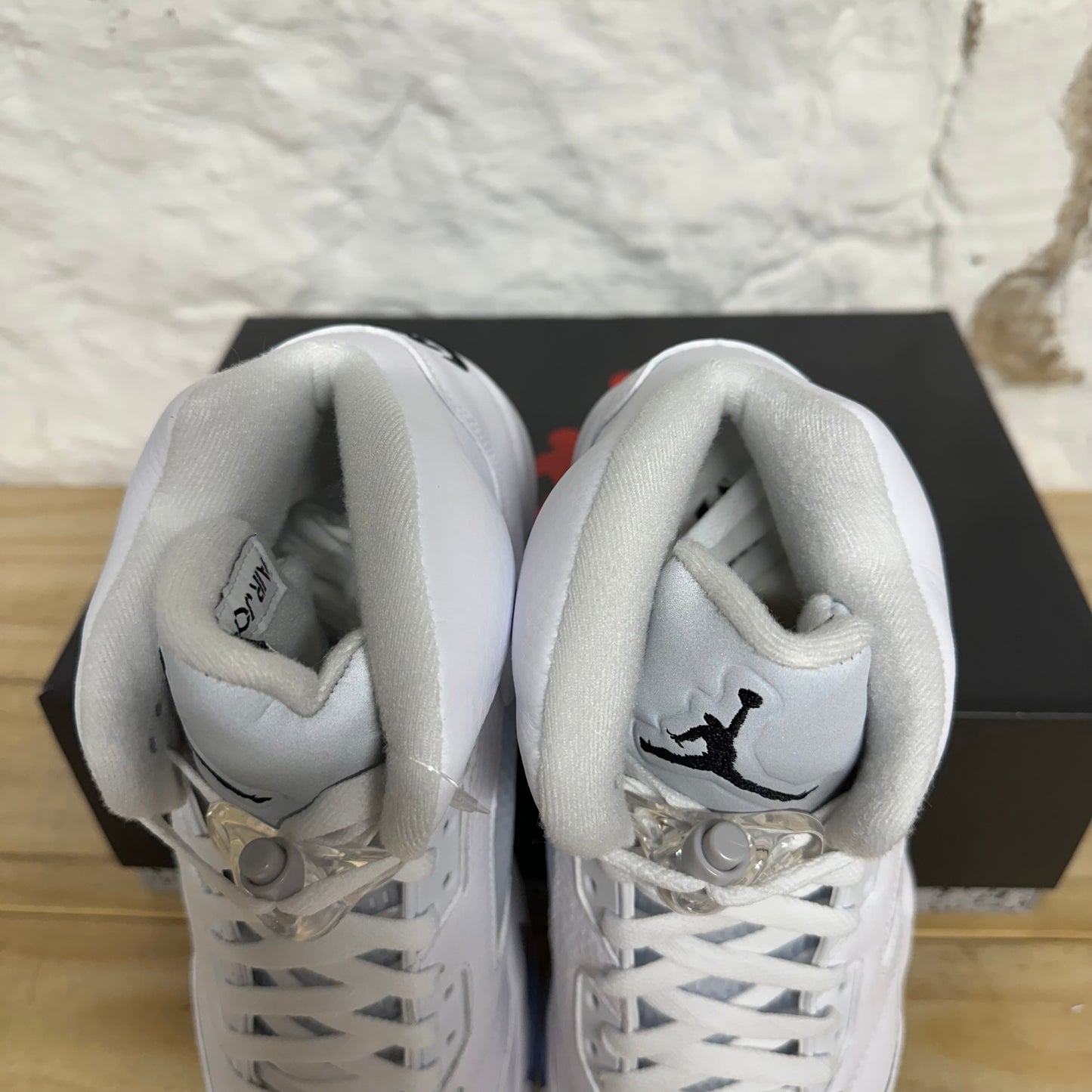 Air Jordan 5 White Metallic (2026) Sz 10.5 DS