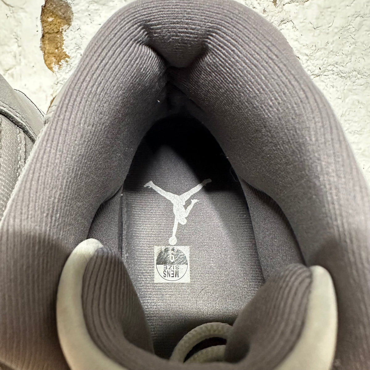 Air Jordan 11 High Cool Grey (2021) Sz 9