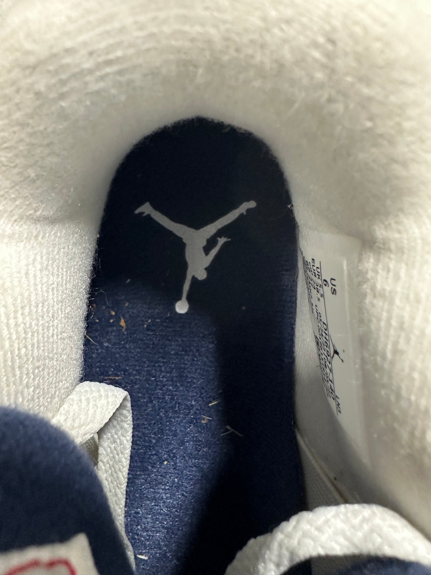 Air Jordan 4 Midnight Navy Sz 6