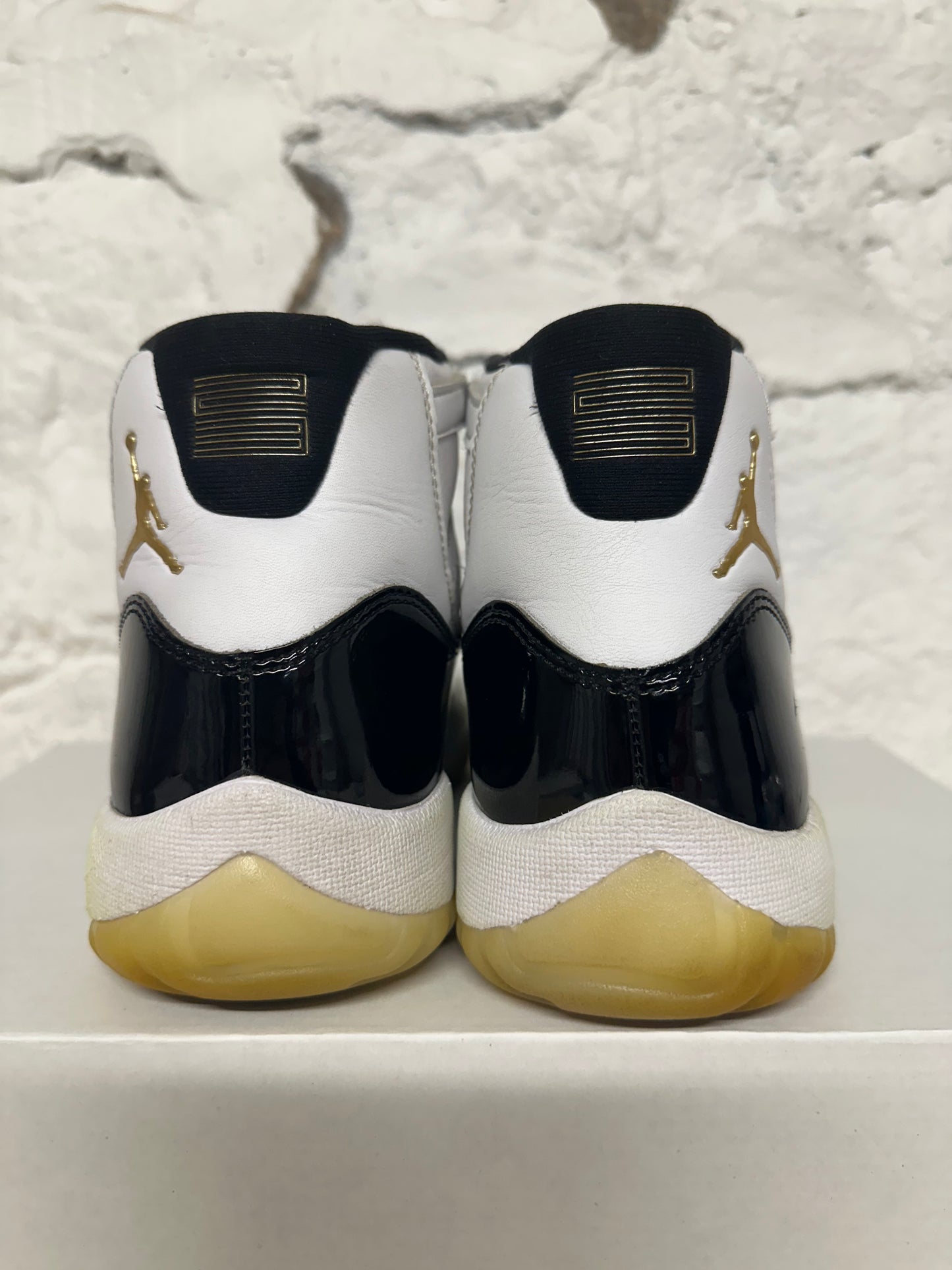 Air Jordan 11 High Gratitude Sz 8