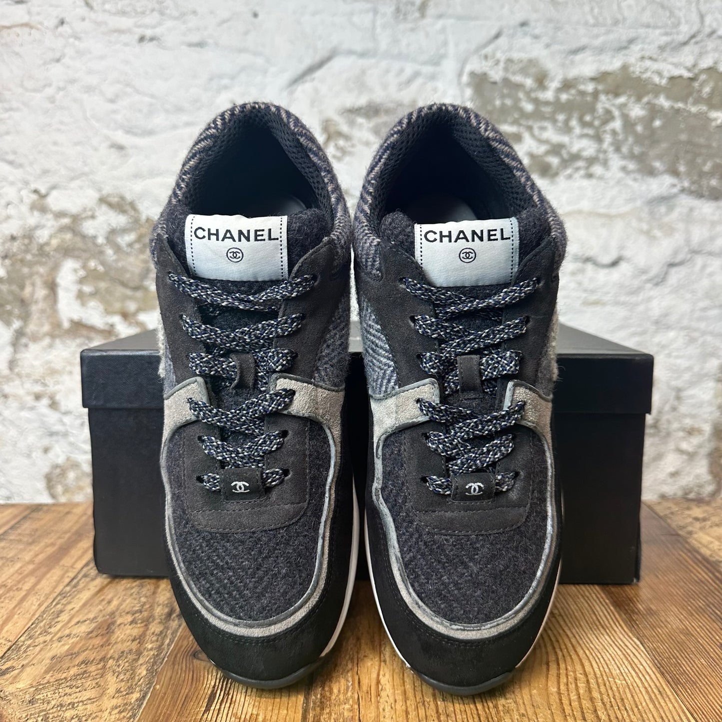 Chanel CC Black Grey Tweed Sneaker Sz 8.5 (41.5)