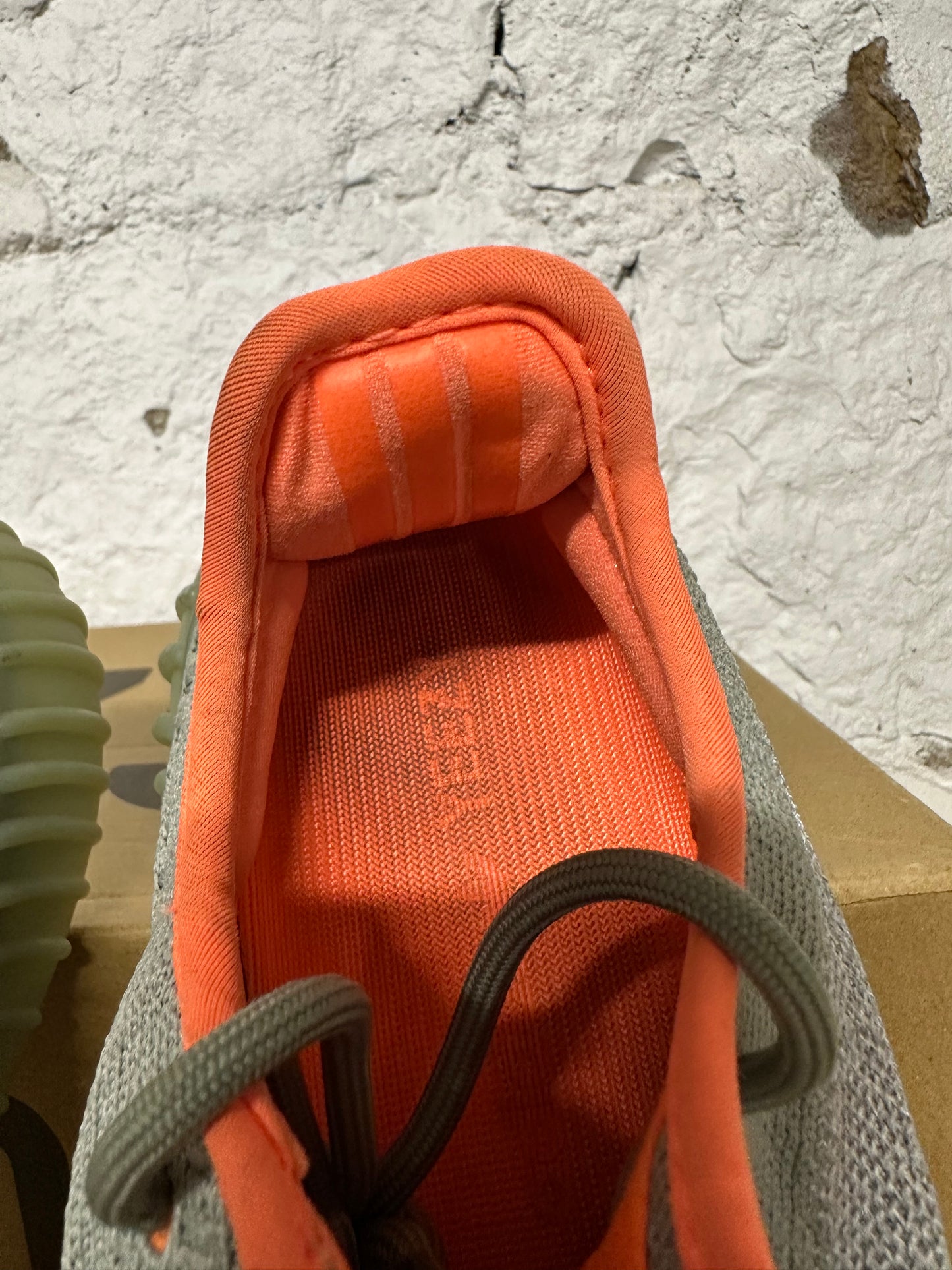 Yeezy 350 V2 Desert Sage Sz 5.5