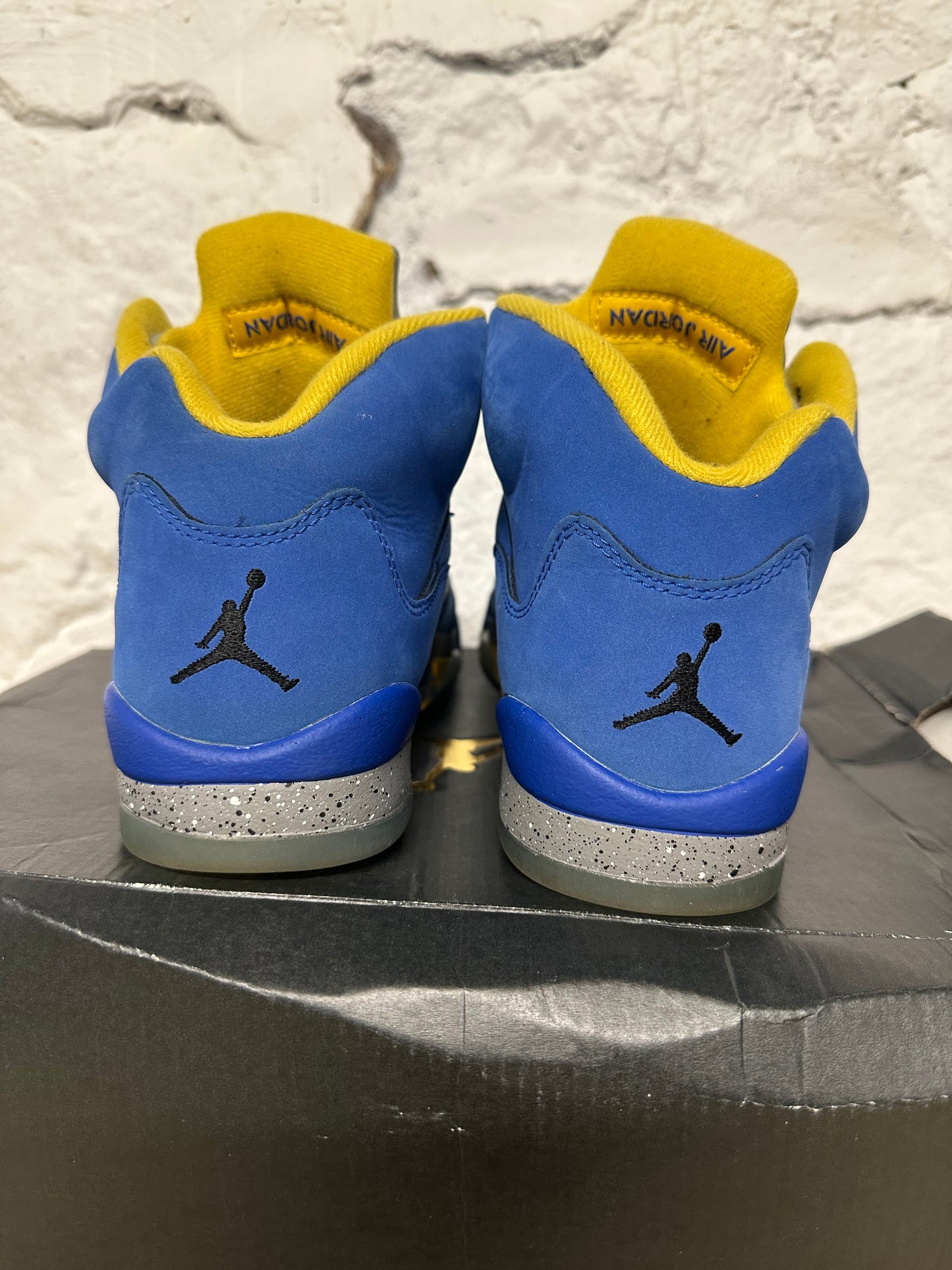 Air Jordan 5 Laney Varsity Royal Sz 6.5Y