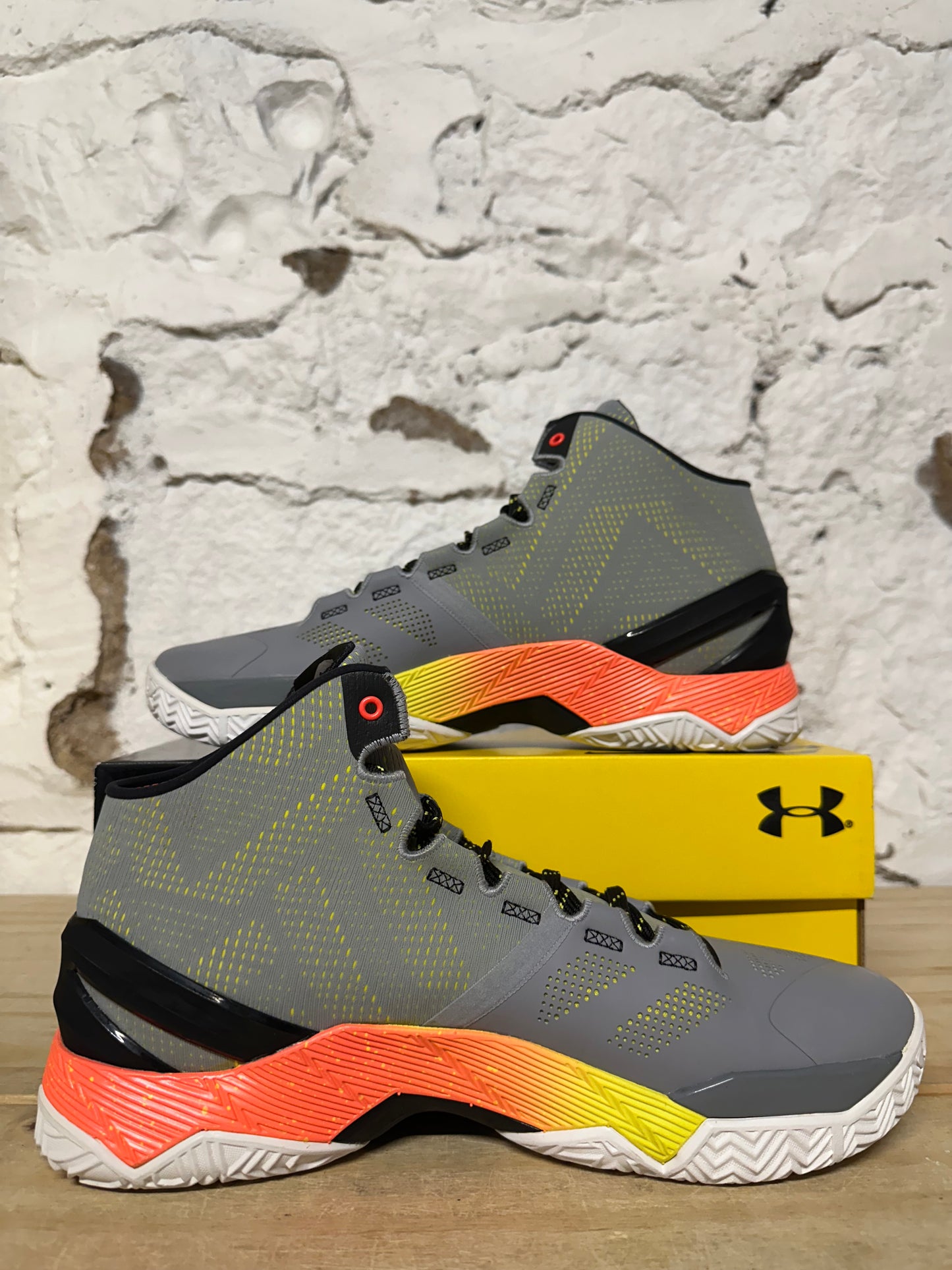 Under Armour Curry 2 Iron Sharpens Iron Sz 10.5 DS