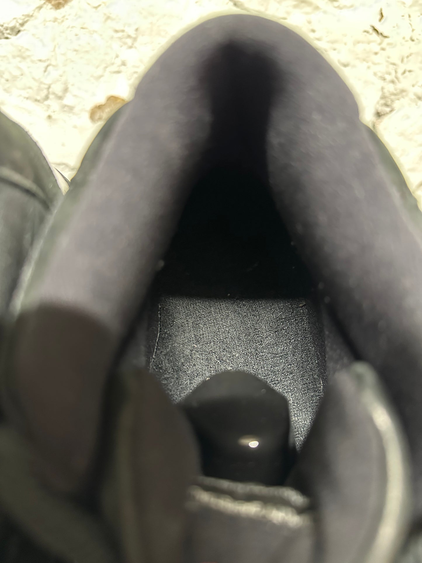 Air Jordan 11 High Cap And Gown Sz 10