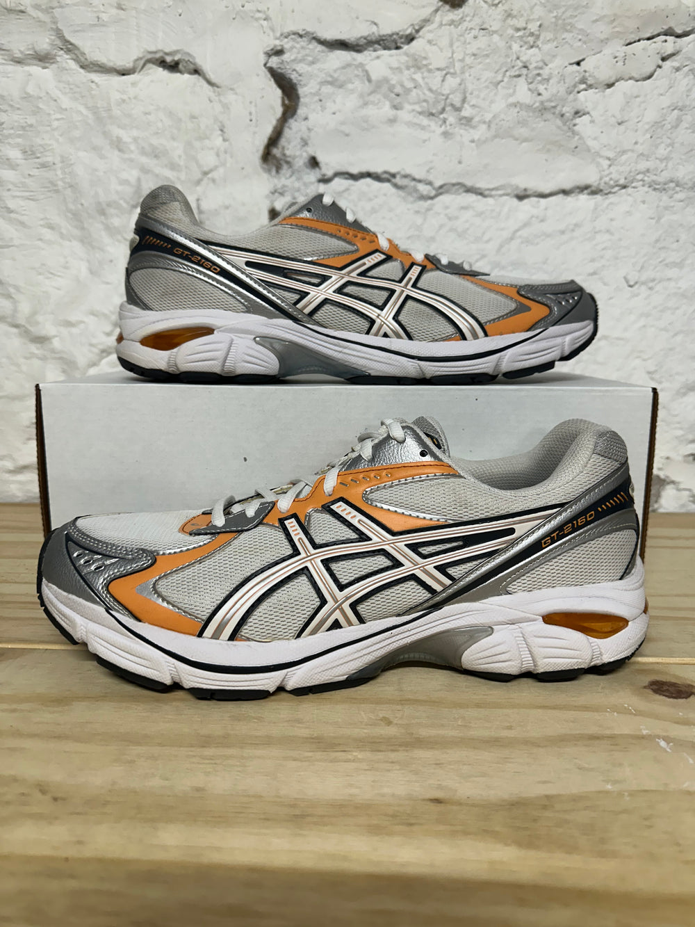Asics GT-2160 White Orange Lily Sz 10.5