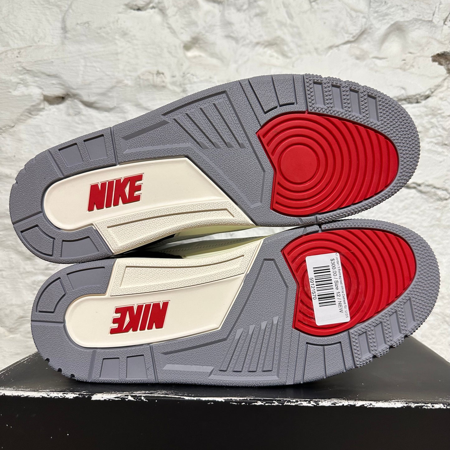 Air Jordan 3 Reimagined White Cement Sz 12 DS