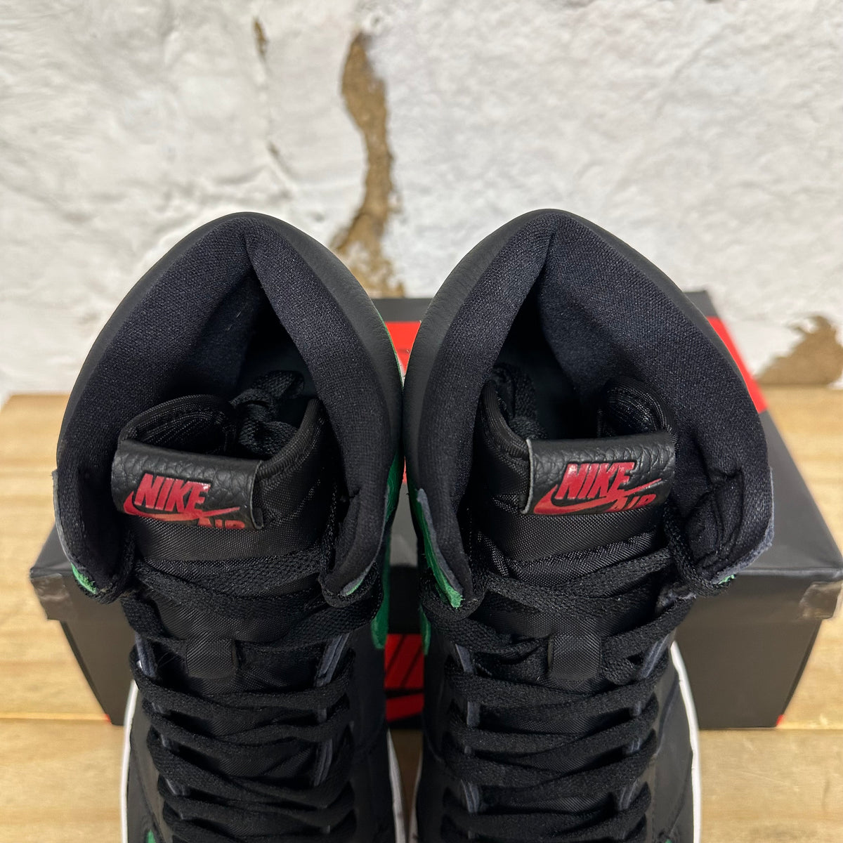 Air Jordan 1 High Pine Green 2.0 Sz 11