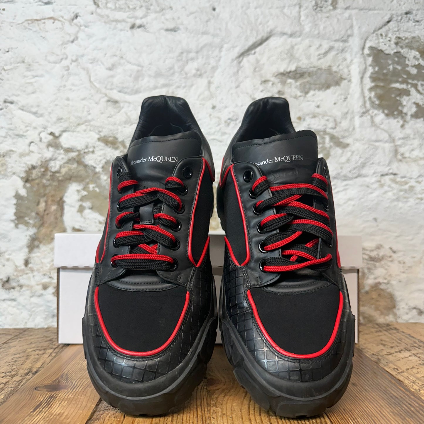 Aexander Mcqueen Black Red Nappa Joey Sneaker Sz 11 (44)