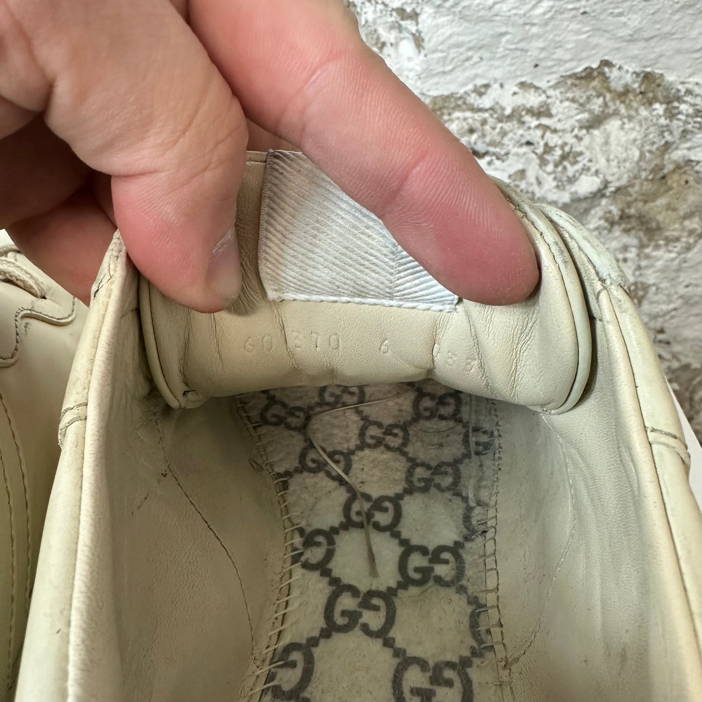 Gucci Rython Mickey Mouse Cream Sneaker Sz 6 No Box