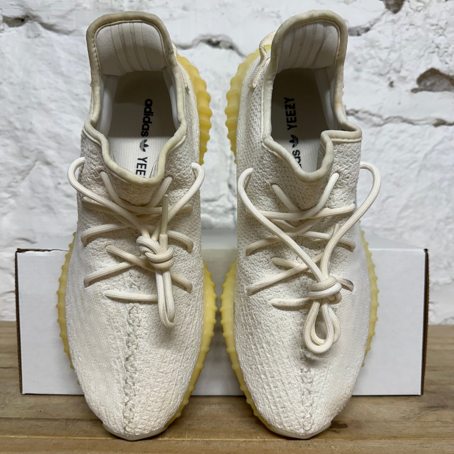 Yeezy 350 V2 Cream Sz 10.5
