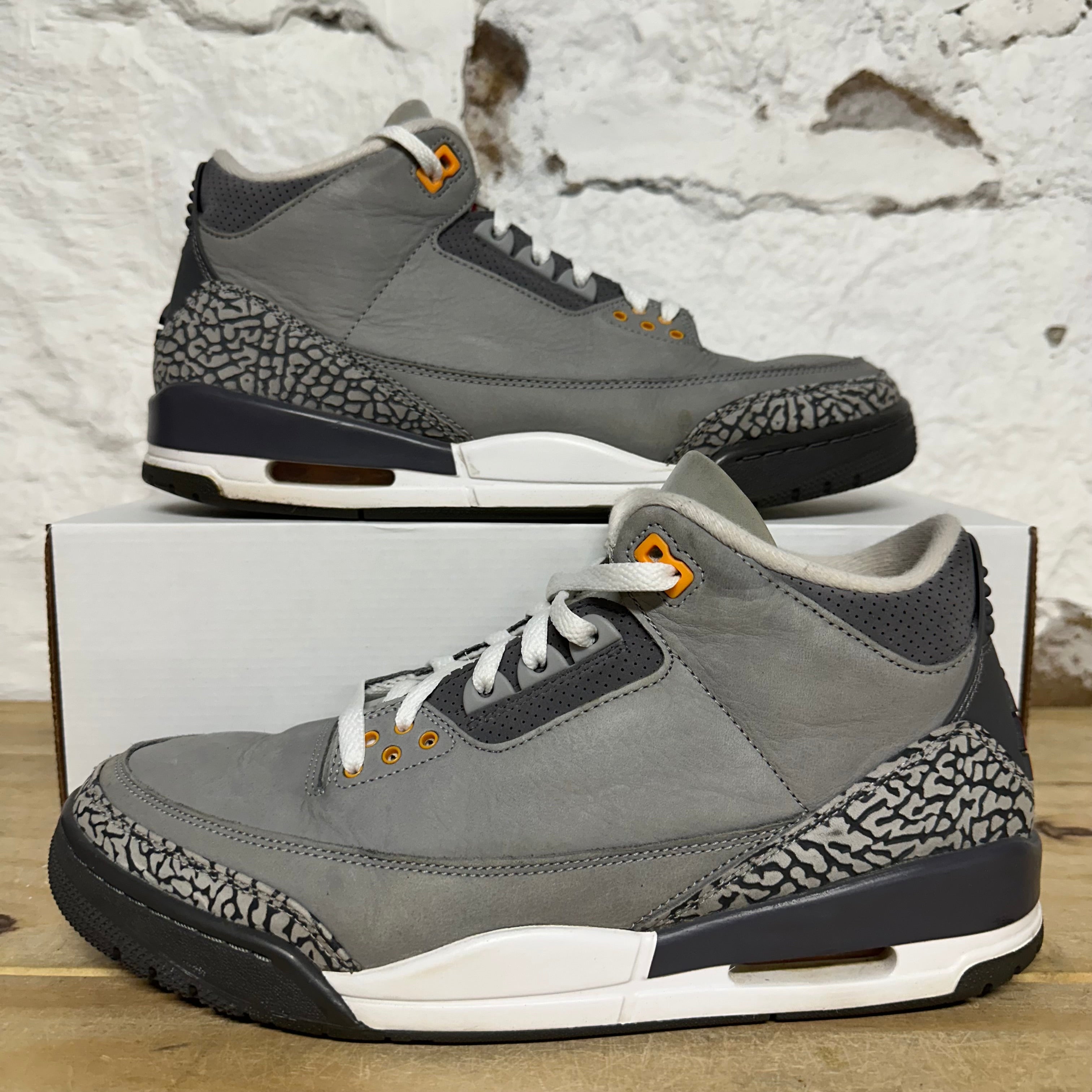 Air Jordan 3 Cool Grey Sz 11
