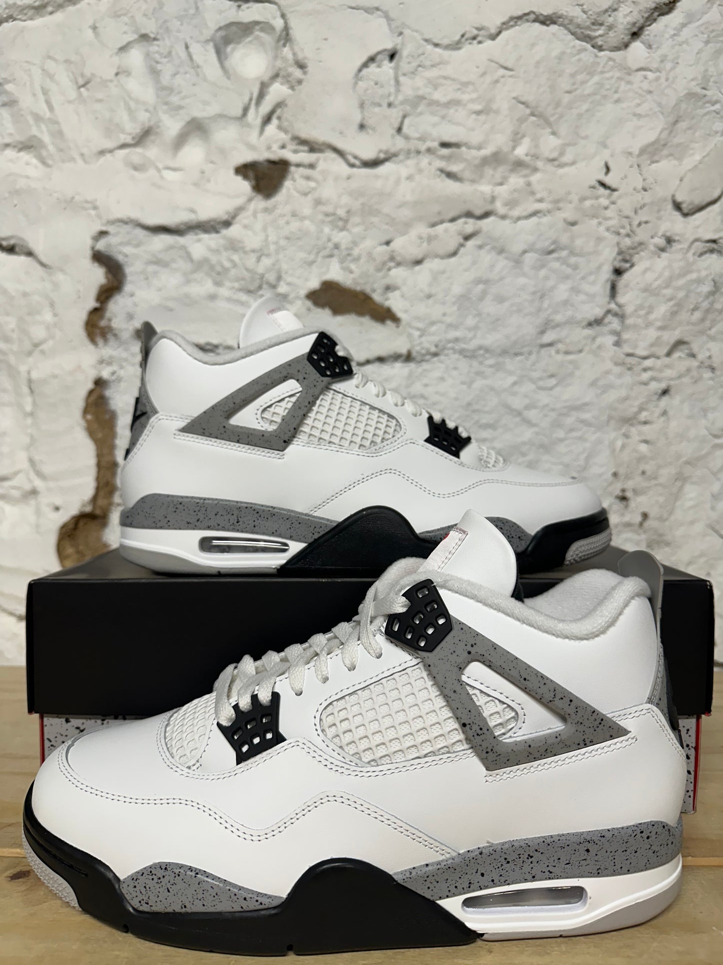 Air Jordan 4 White Cement Sz 10 DS