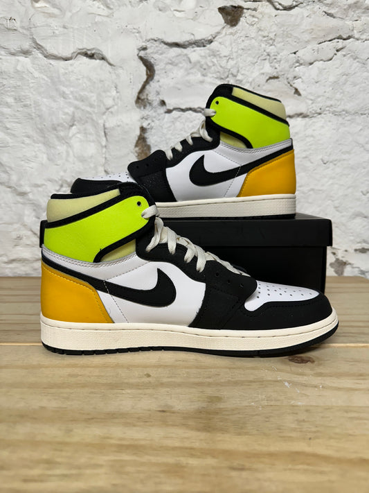 Air Jordan 1 High White Black Volt University Gold Sz 9