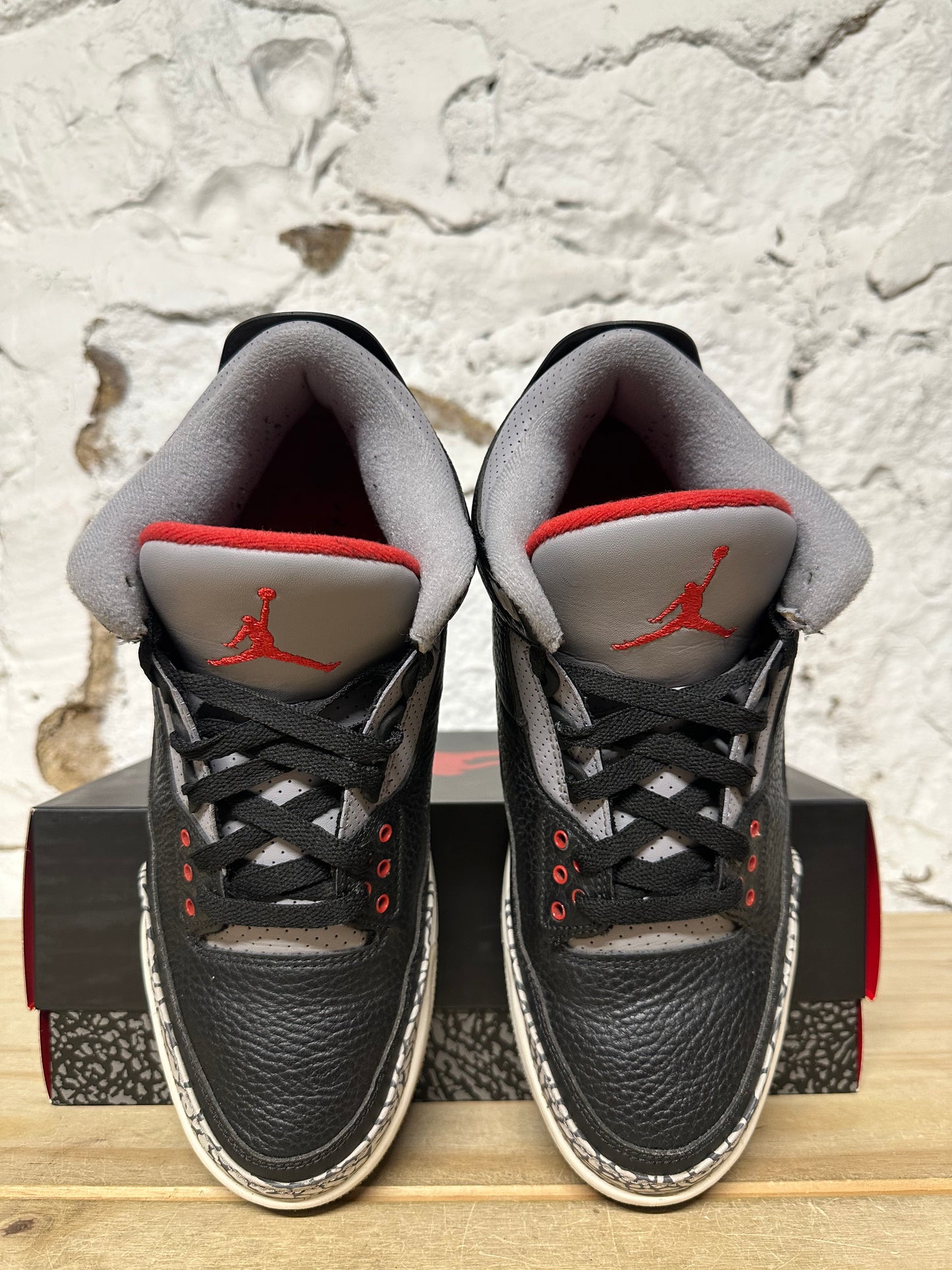 Air Jordan 3 Black Cement (2018) Sz 9.5