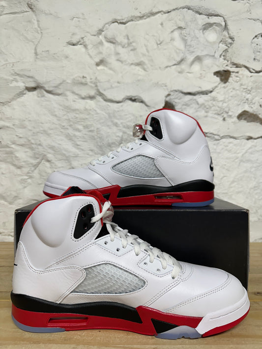 Air Jordan 5 Fire Red Black Tongue (2025) Sz 11 DS