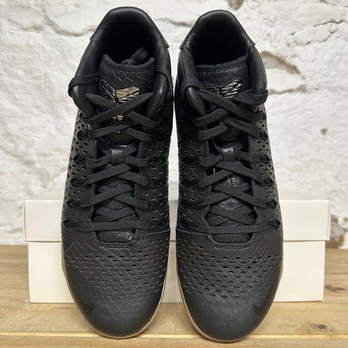 Nike Kobe 9 EXT Mid Black Mamba Sz 10 DS
