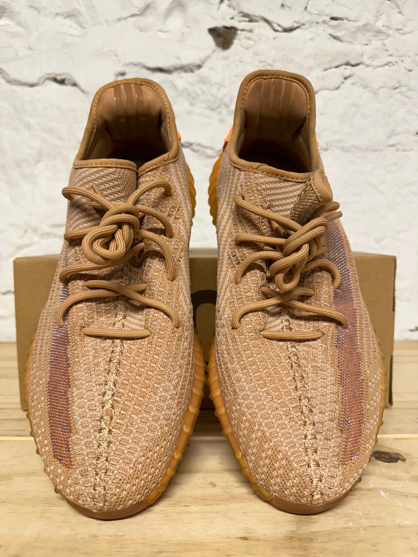 Yeezy 350 V2 Clay Sz 11