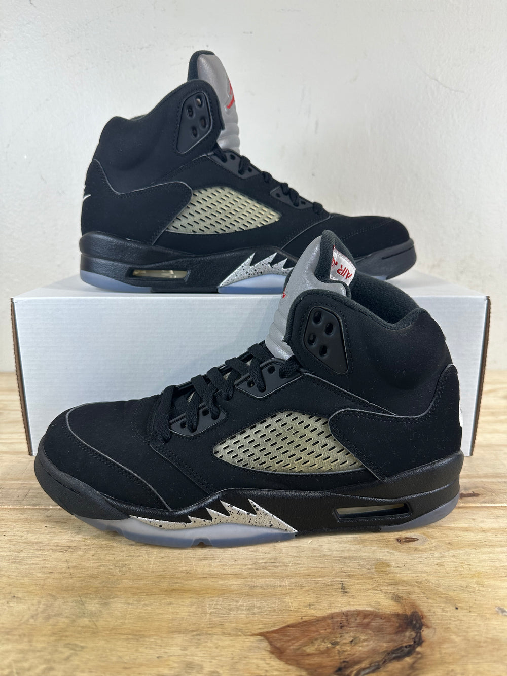 Air Jordan 5 Black Metallic (2016) Sz 8