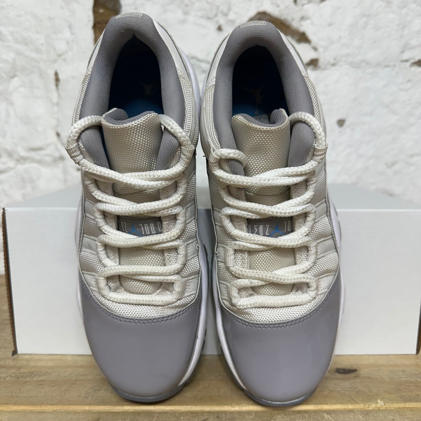 Air Jordan 11 Low Cement Grey Sz 6Y