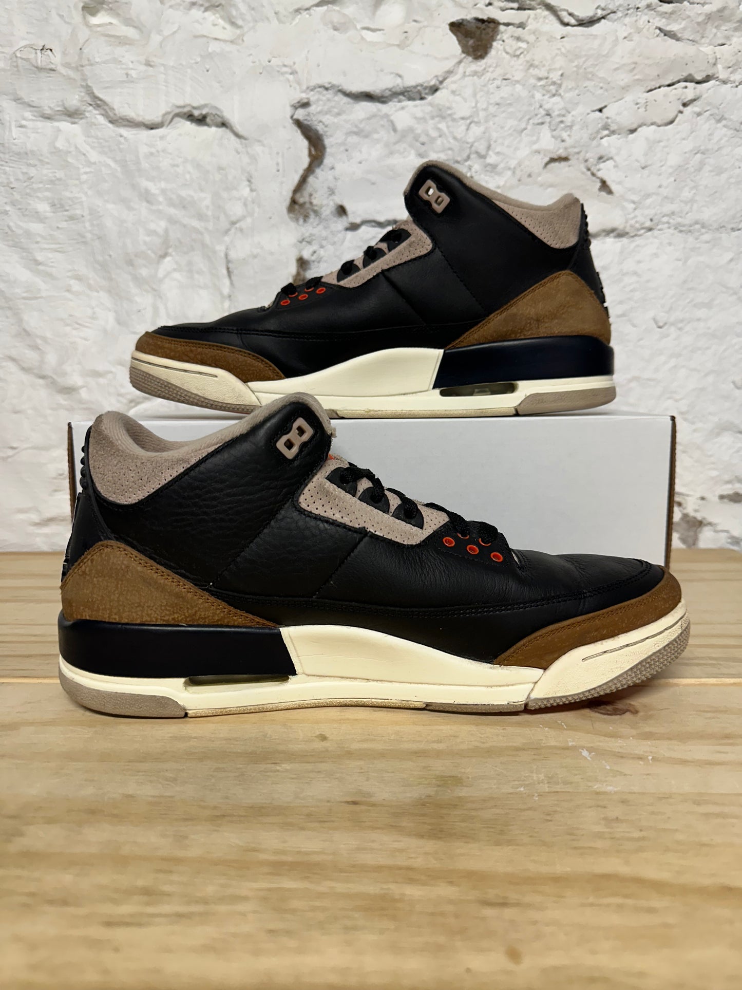 Air Jordan 3 Desert Elephant Sz 11