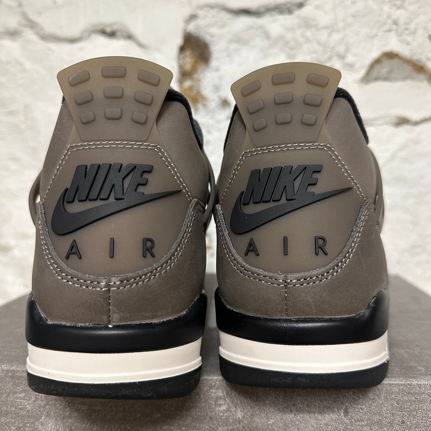 Air Jordan 4 Cave Stone Sz 7.5 DS