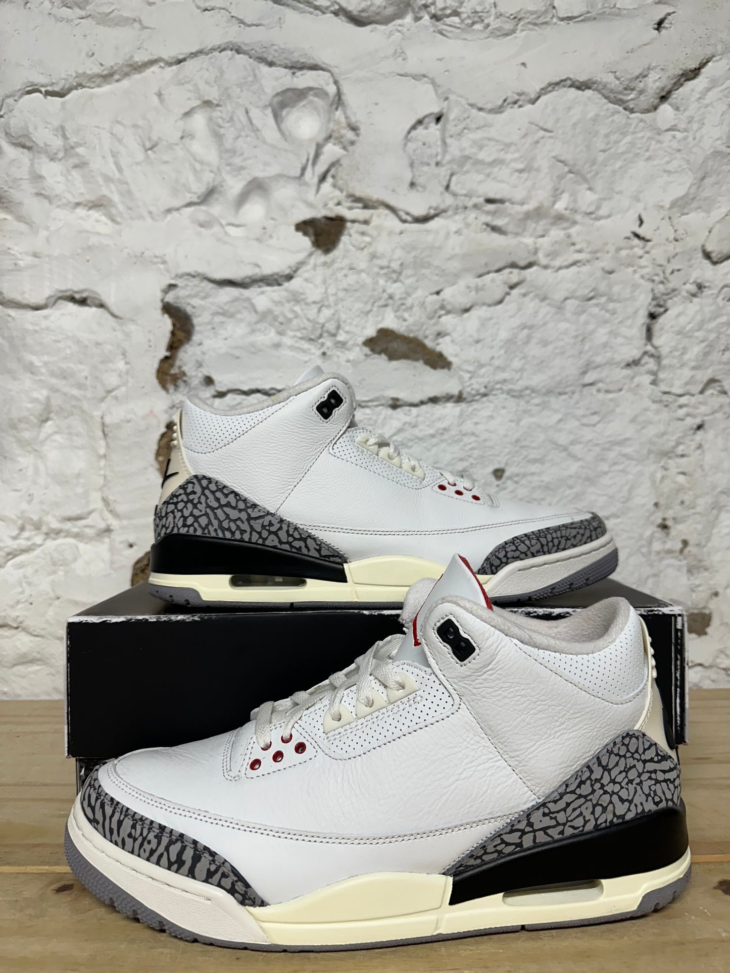 Air Jordan 3 White Cement Reimagined Sz 11.5