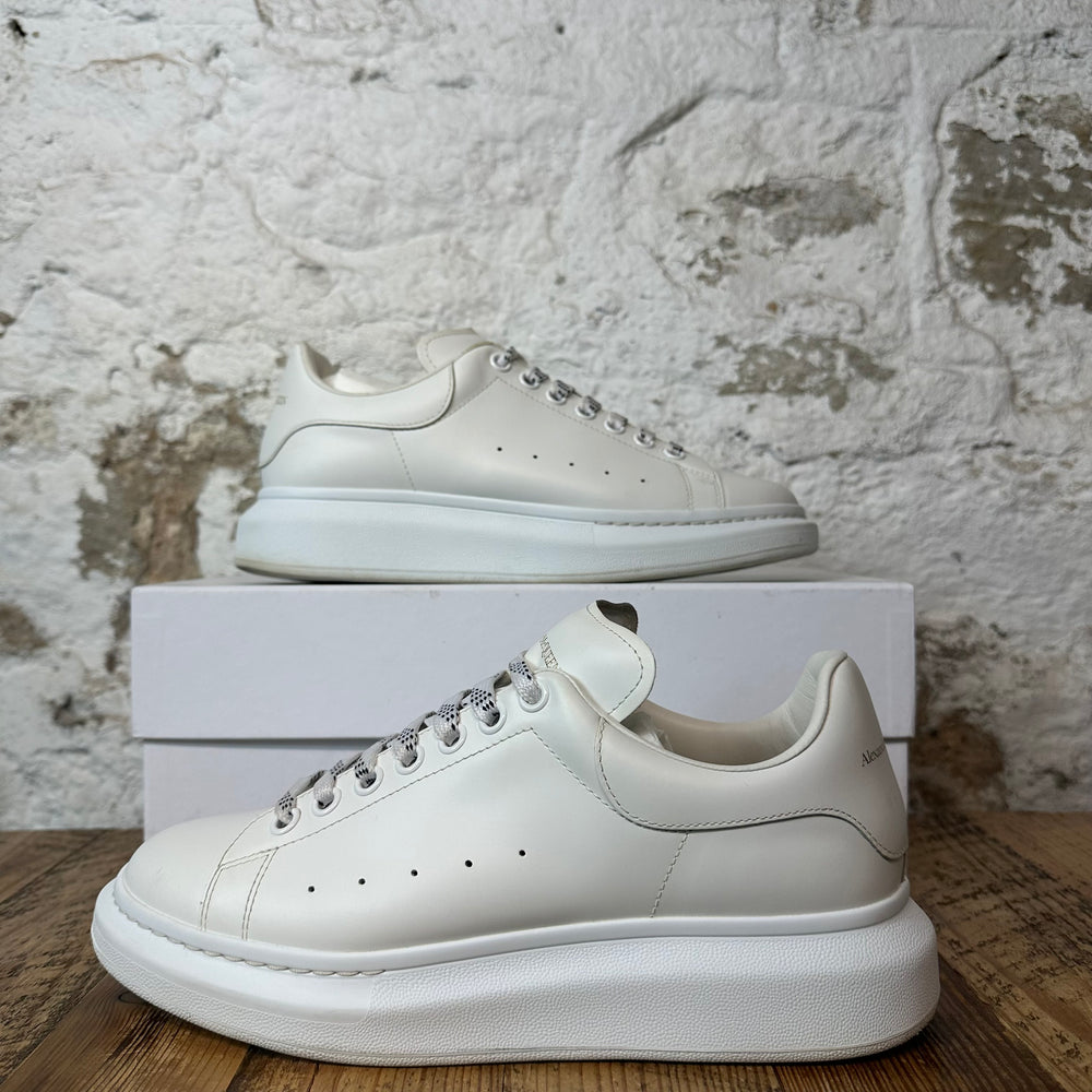 Alexander Mcqueen Striped Lace Triple White Sneaker Sz 9 (42)