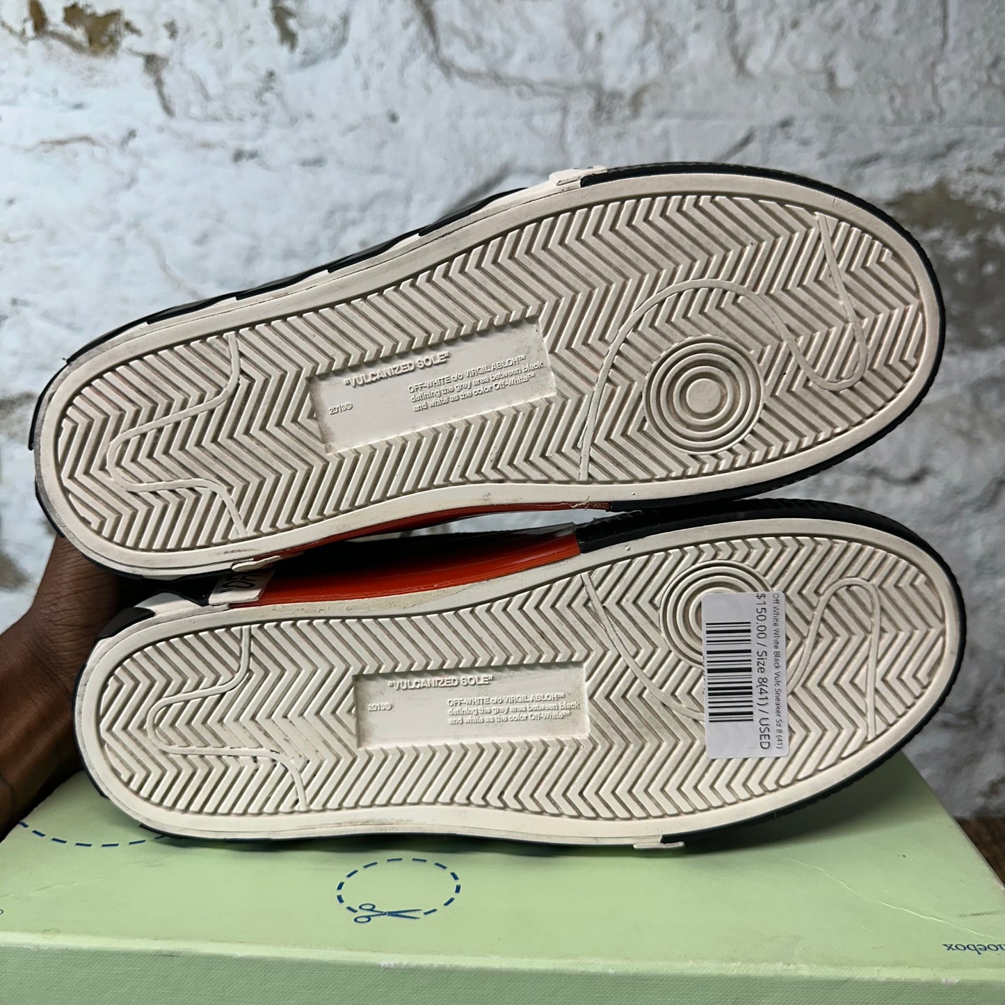 Off-White White Black Vulc Sneaker Sz 8 (41)