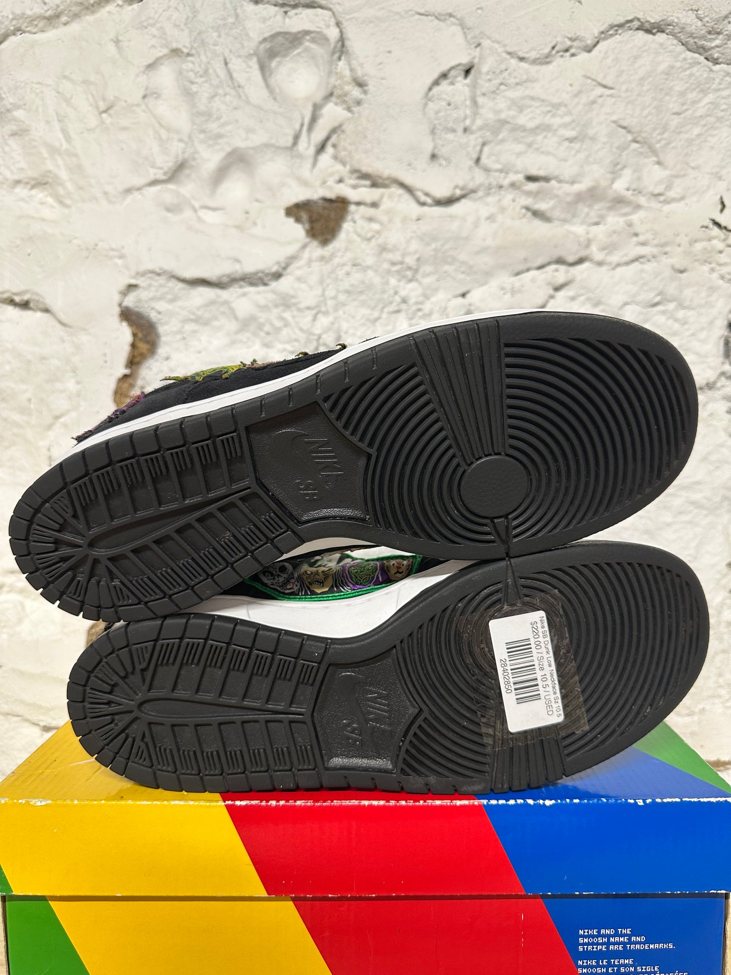 Nike SB Dunk Low Neckface Sz 10.5