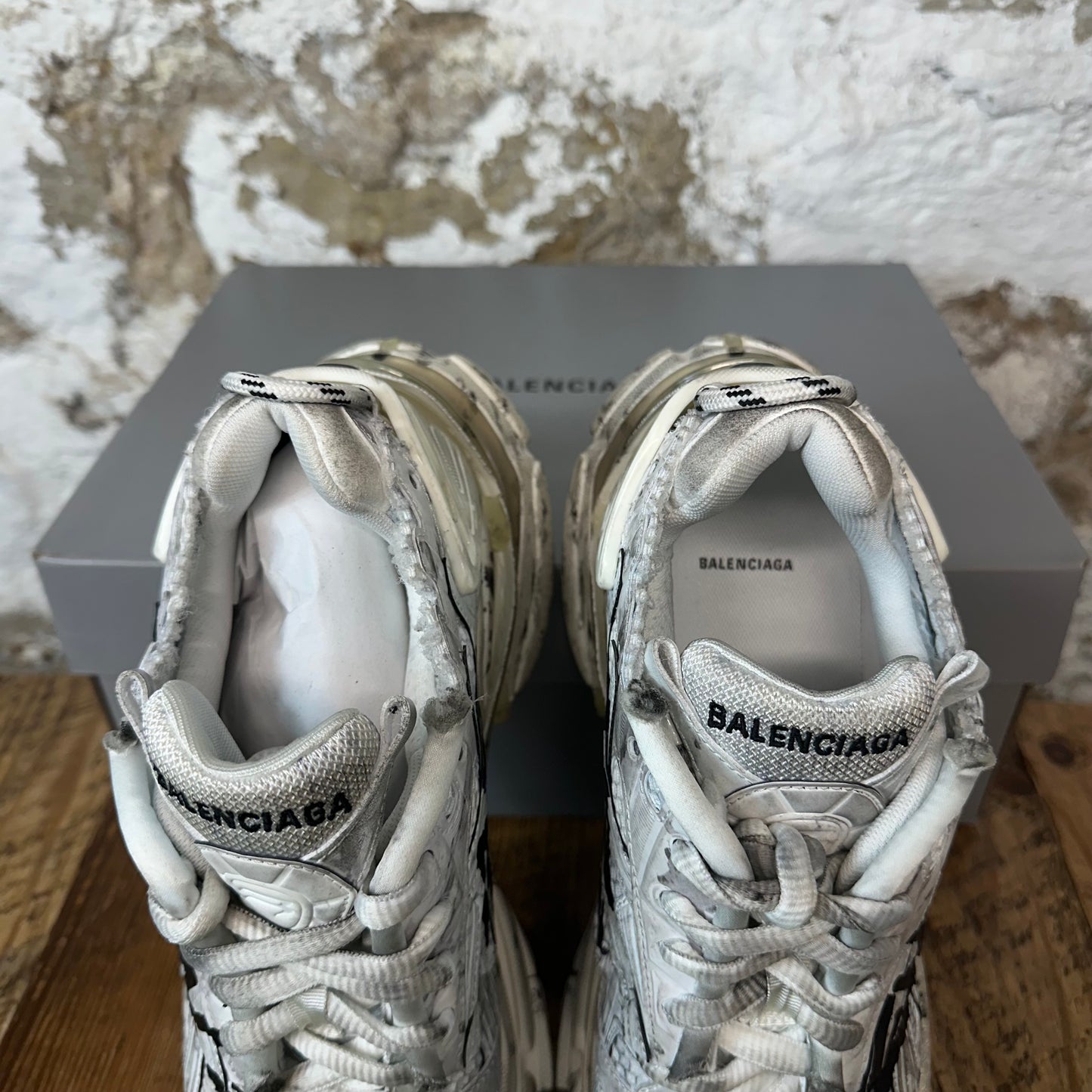 Balenciaga Runner Black Graffiti White Sneaker