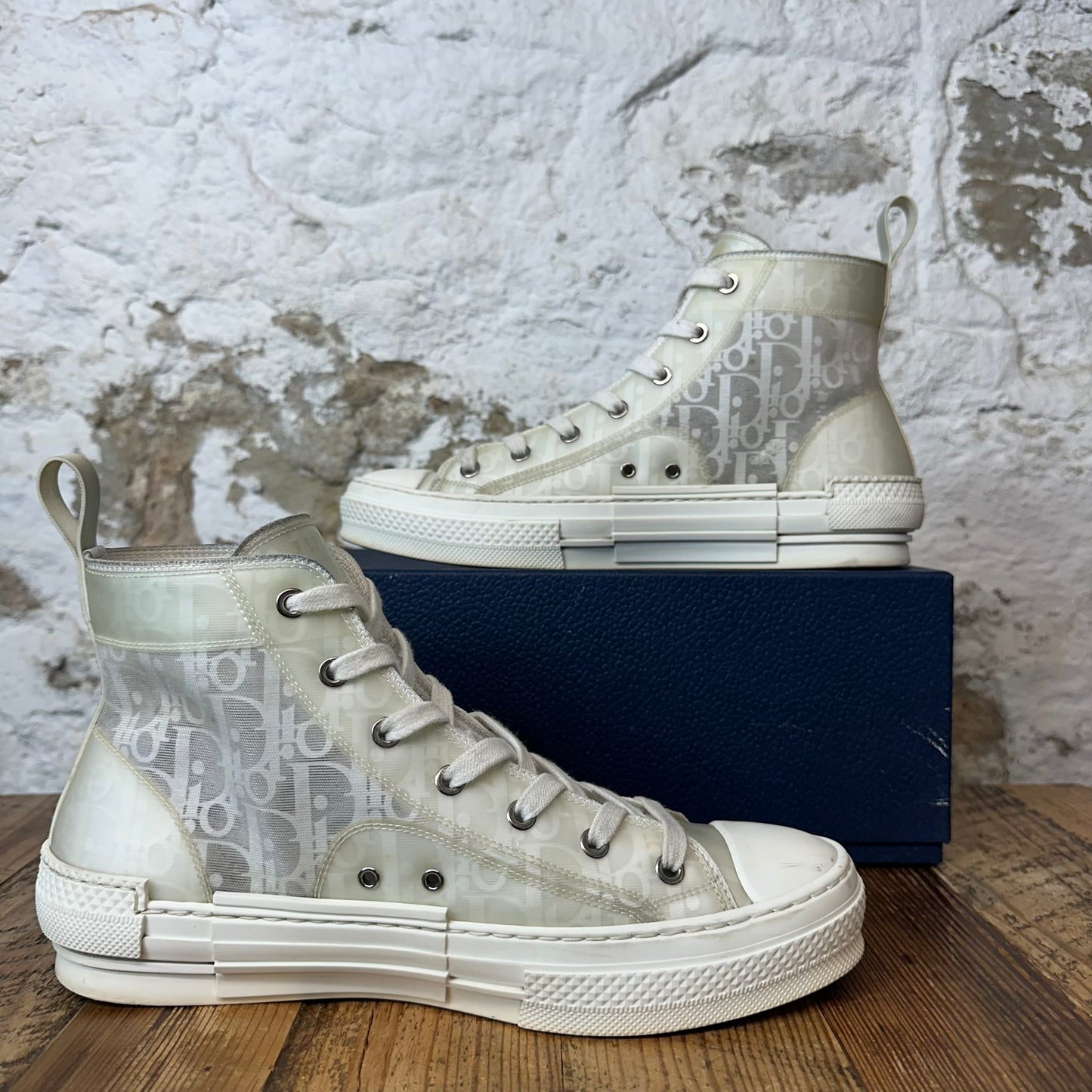 Dior B23 High Cream White Sneaker Sz 8 (41)