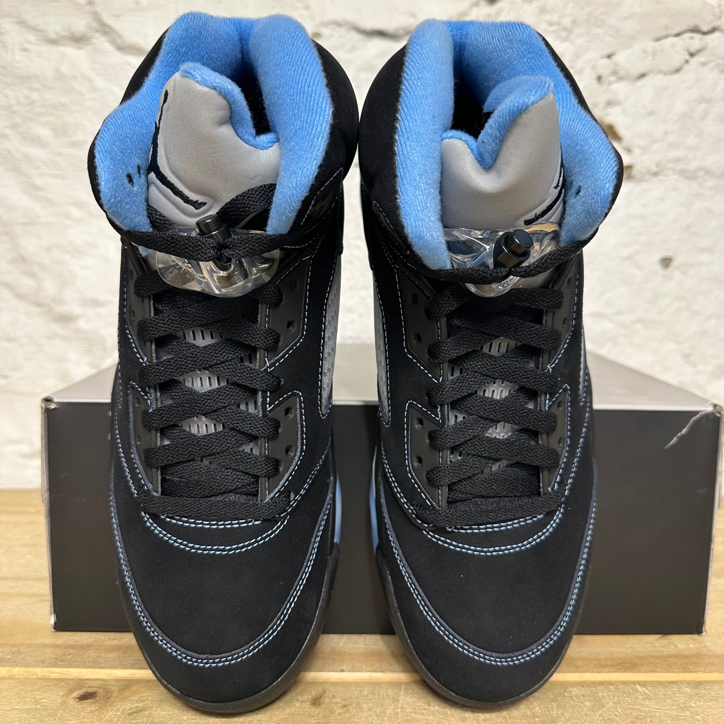 Air Jordan 5 University Blue Sz 10 DS