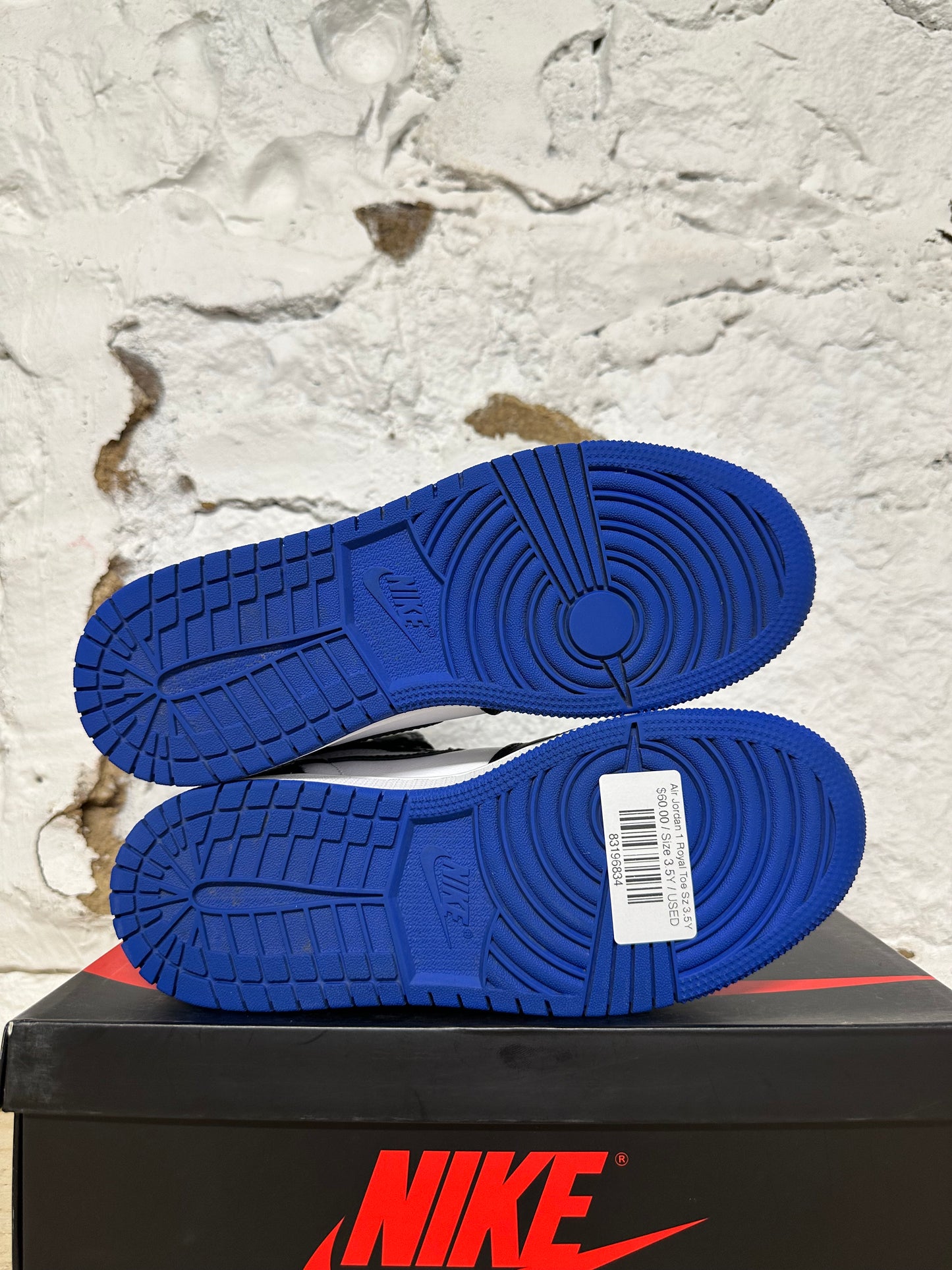 Air Jordan 1 High Royal Toe Sz 3.5Y