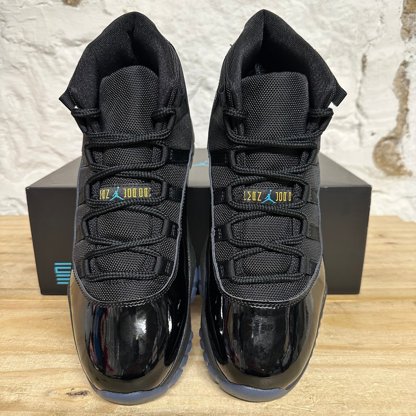 Air Jordan 11 High Gamma Blue Sz 10.5 DS
