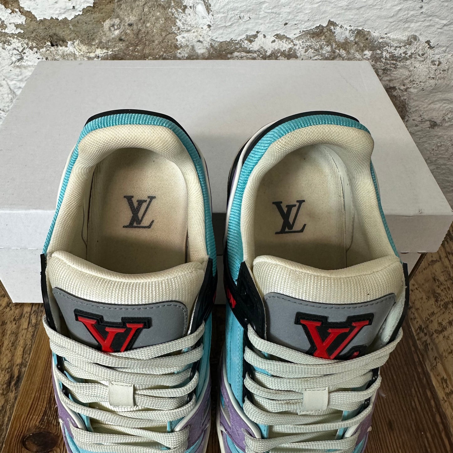 Louis Vuitton Lavender Blue Trainer Sneaker Sz 5 (37)