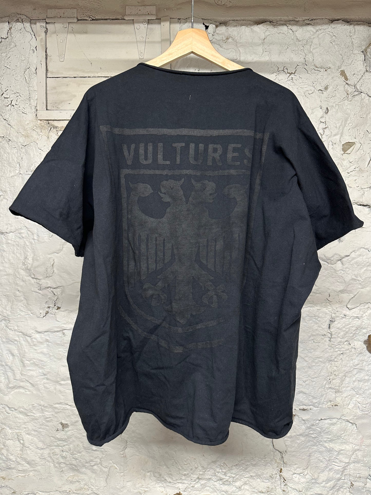 Kanye West Vultures Black T-Shirt Sz 3