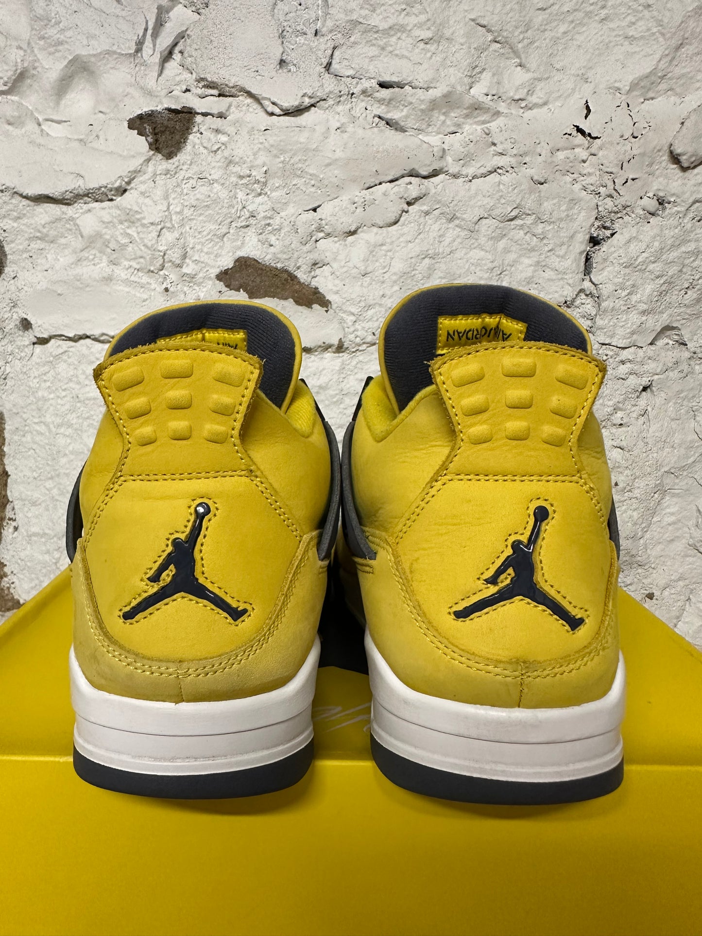 Air Jordan 4 Lightning Sz 13