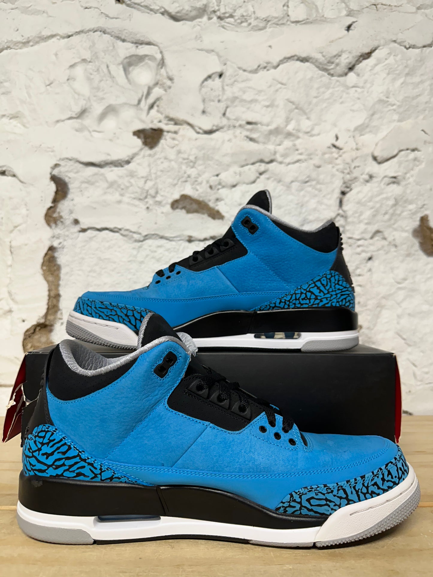 Air Jordan 3 Powder Blue Sz 11