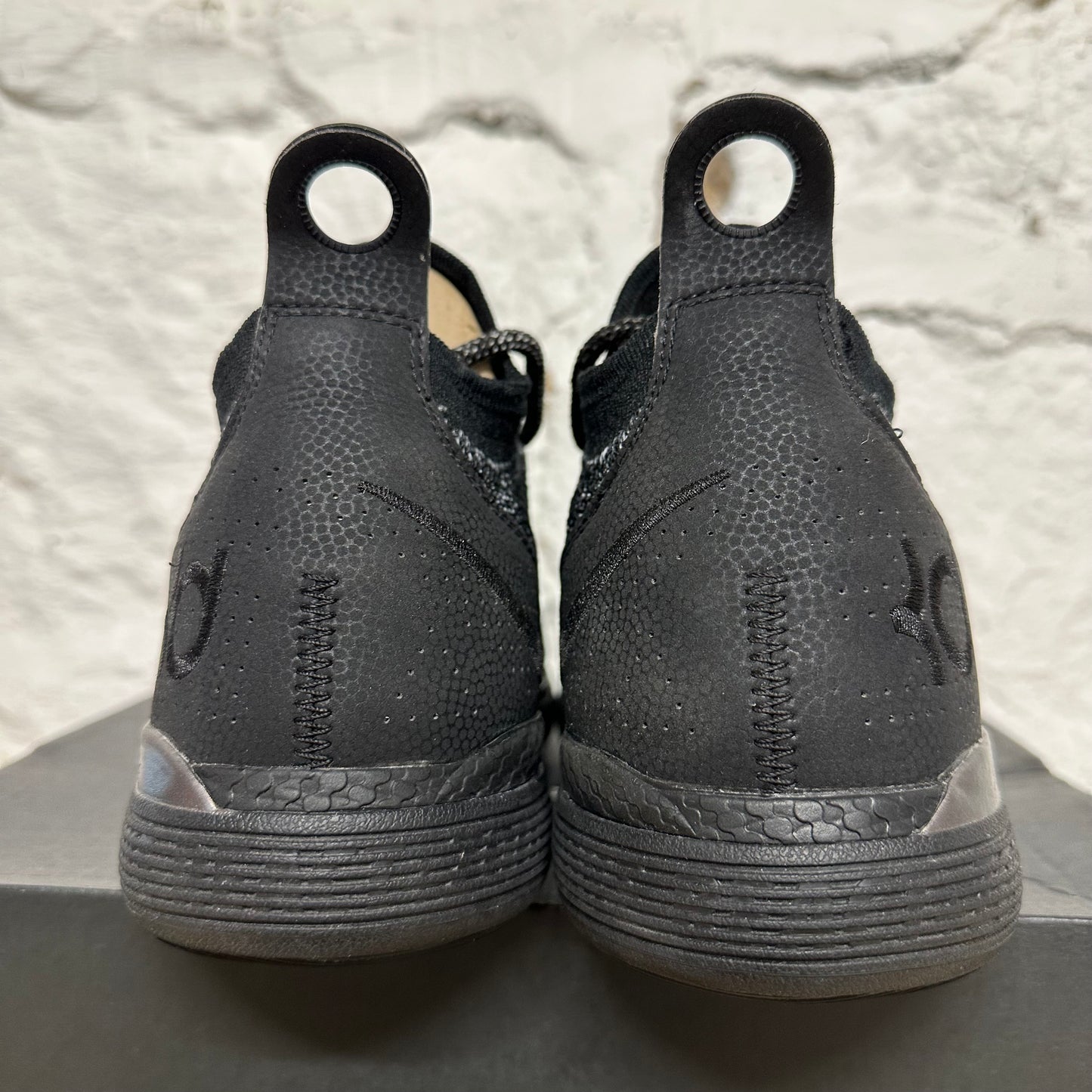Nike KD 11 Black Twilight Pulse Sz 10