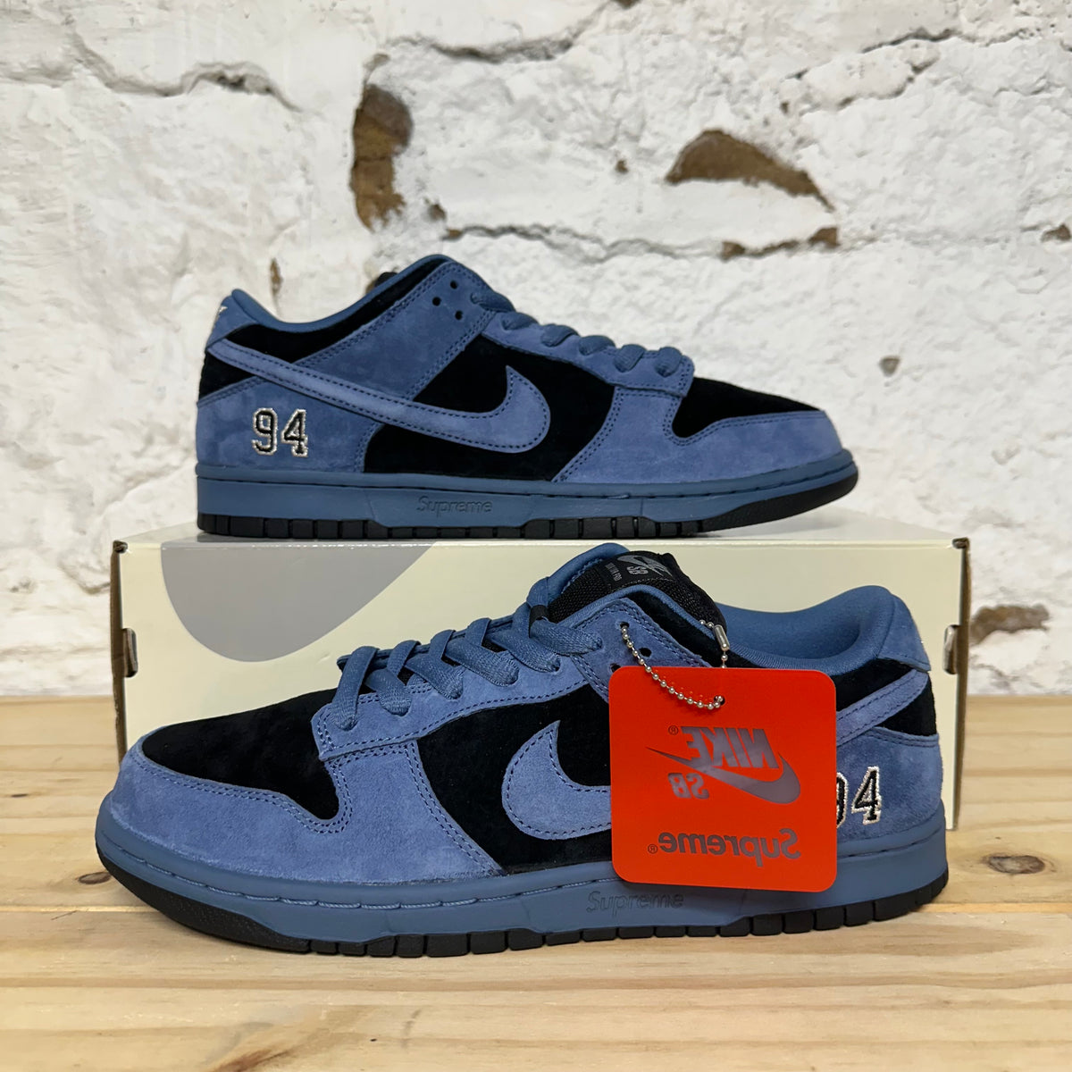 Nike SB Dunk Low Supreme 94 Ocean Fog Sz 10 DS