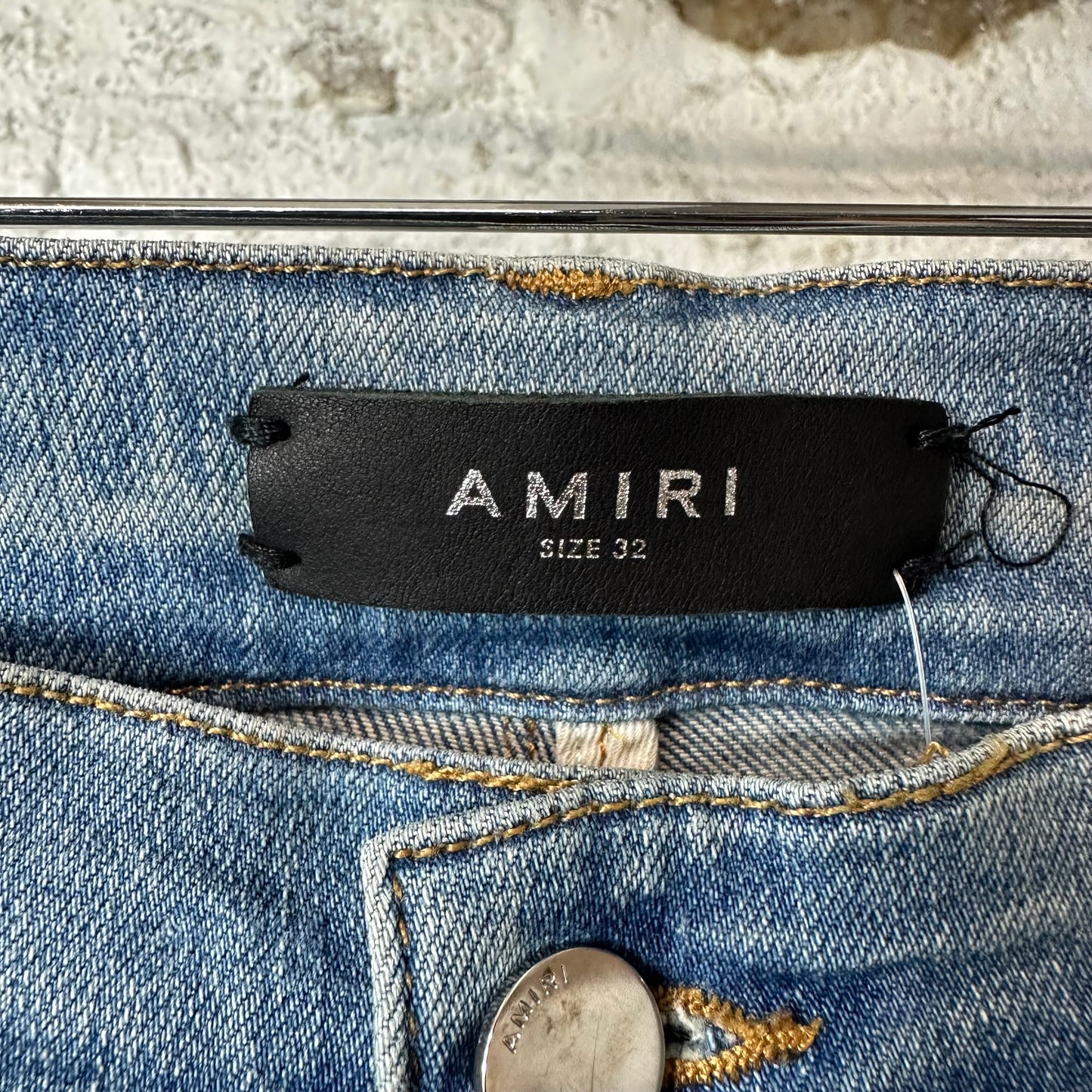 Amiri Black Old English Spell Blue Denim Jeans Sz 32