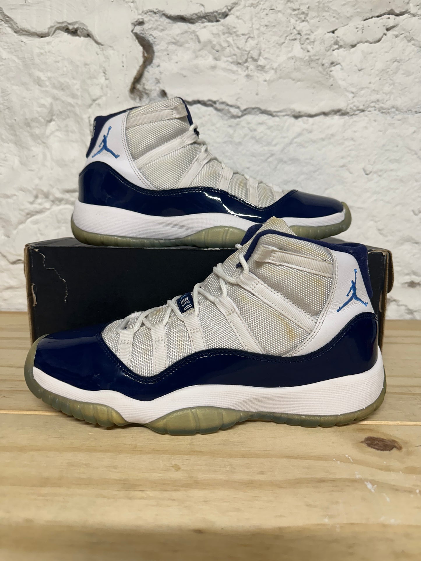 Air Jordan 11 High Win Like 82 Sz 7Y