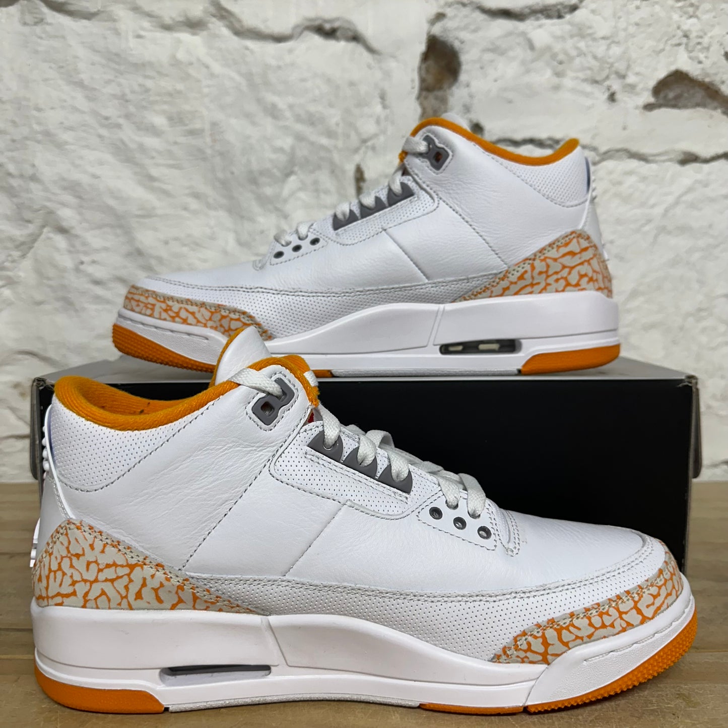 Air Jordan 3 Orange Citrus Sz 8.5 (10W)