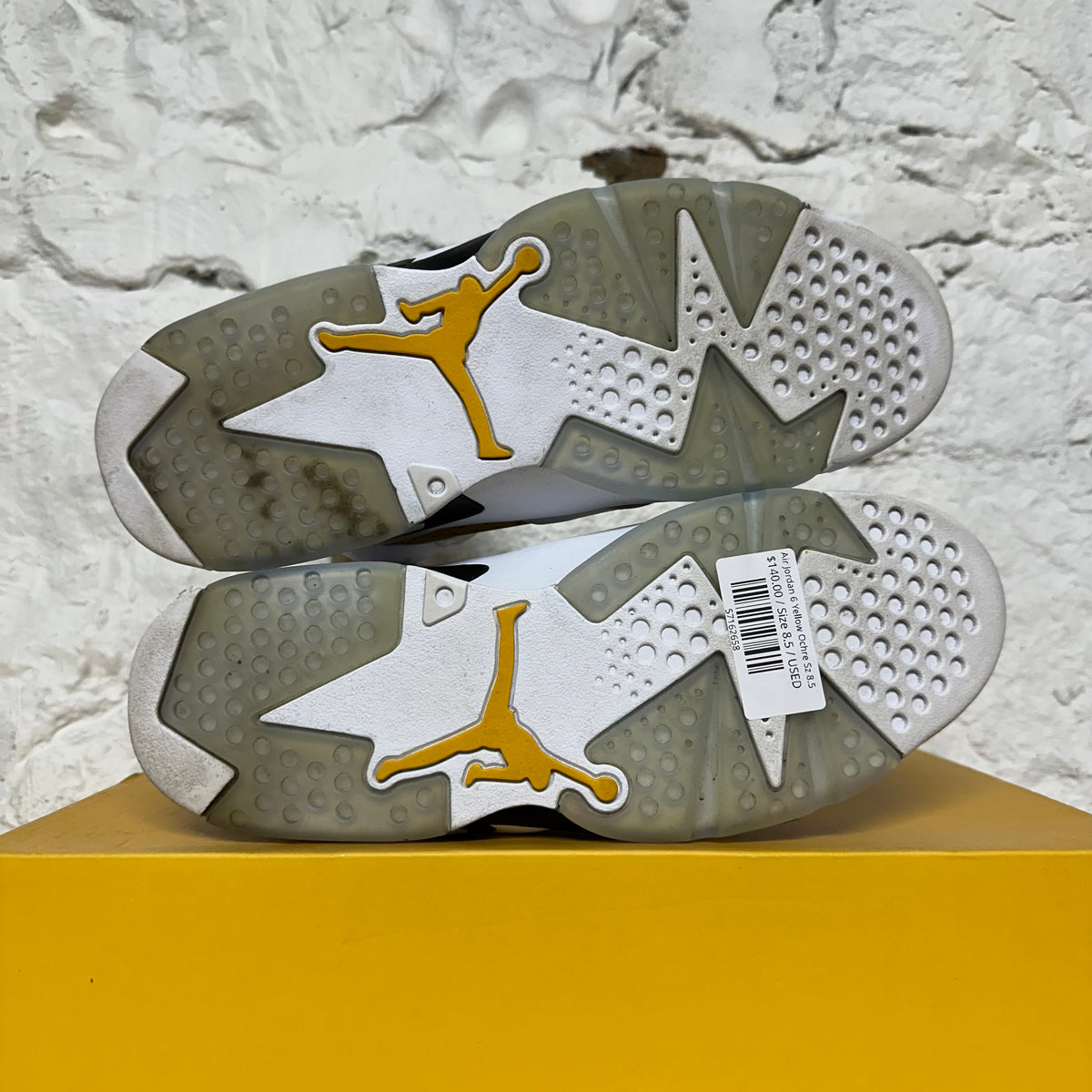 Air Jordan 6 Yellow Ochre Sz 8.5