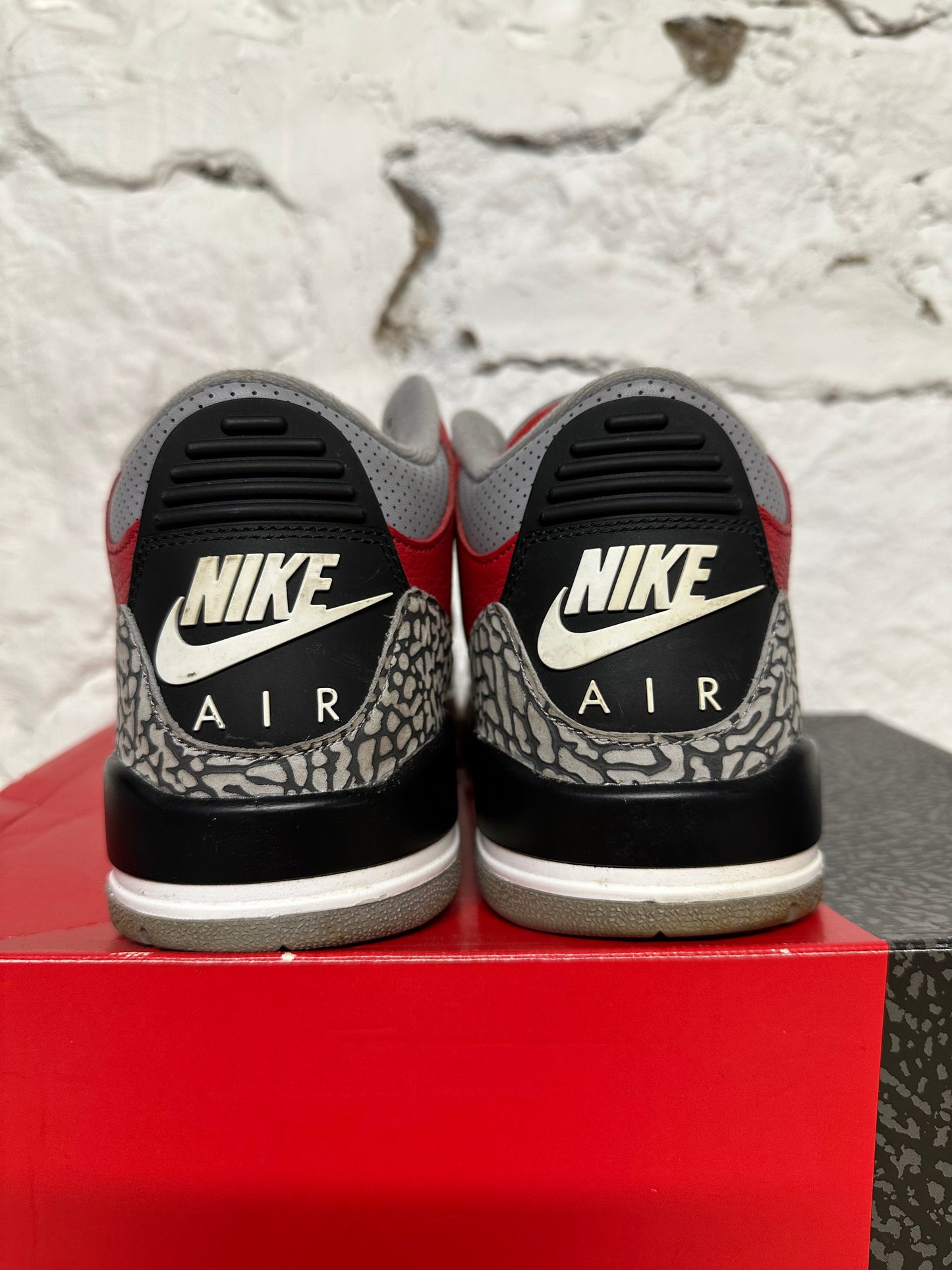 Air Jordan 3 Unite Sz 8.5